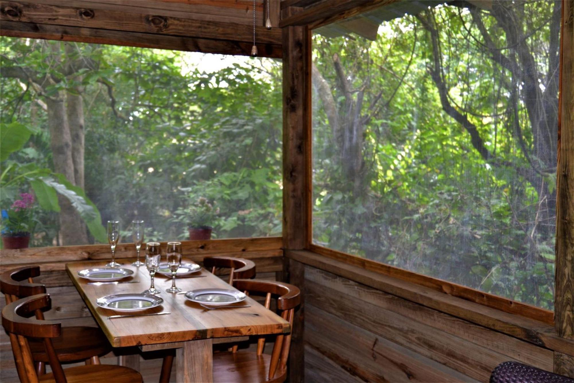 Iguana Roost Tourism Gold Standard Fully Equipped Two Bedroom Cabin 圣伊格纳西奥 外观 照片